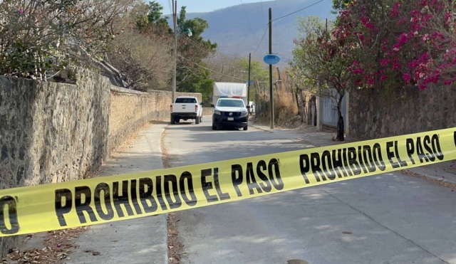 Maniatado y con una bolsa en la cabeza encuentran cuerpo en Lienzo del Charro