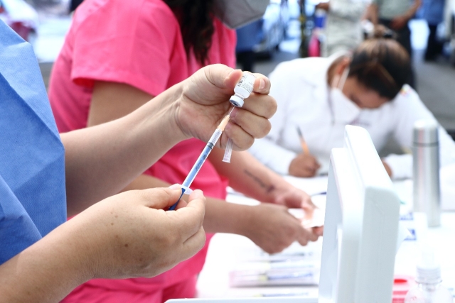 Vacunación anticovid a jóvenes de 15 a 17 años en Jiutepec, en 25 y 26 de noviembre