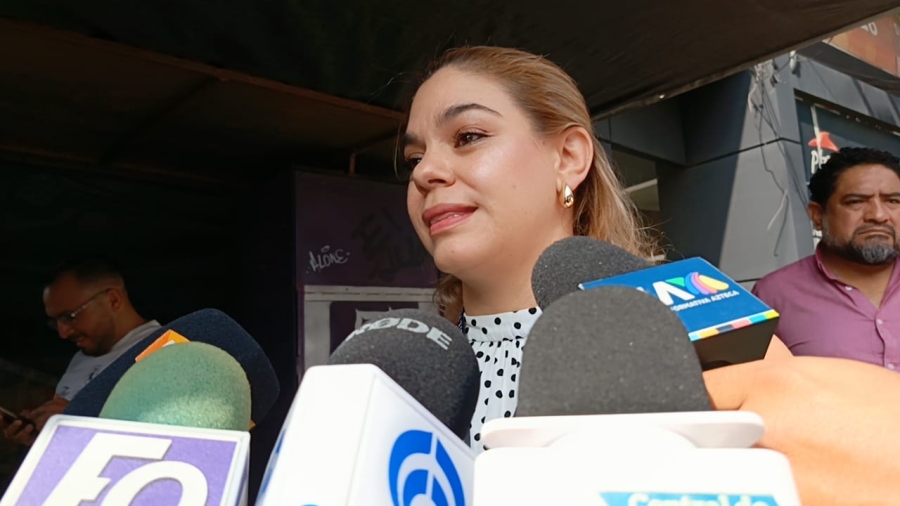 Invitan autoridades de Movilidad a taxistas a retirar bloqueo e instalar mesa de diálogo