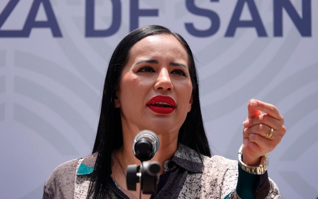 Sandra Cuevas invita a Ebrard a unirse al Frente