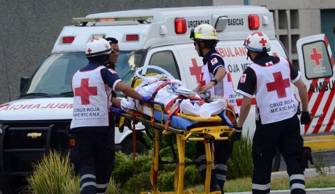 Ataque a tiros deja un muerto y una mujer herida