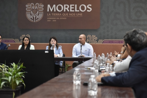Promueve gobernadora Margarita González Saravia trabajo conjunto en la Secretaría de Hacienda