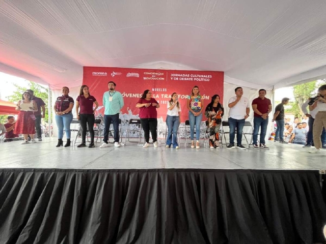 Citlalli Hernández encabezó el arranque de las jornadas juveniles de debate político y cultural “Conciencias en revolución” en Cuernavaca. 