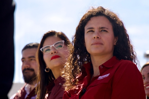 Luisa Mar&iacute;a Alcalde destaca la resistencia de Cuba: &lsquo;Es una isla heroica&rsquo;