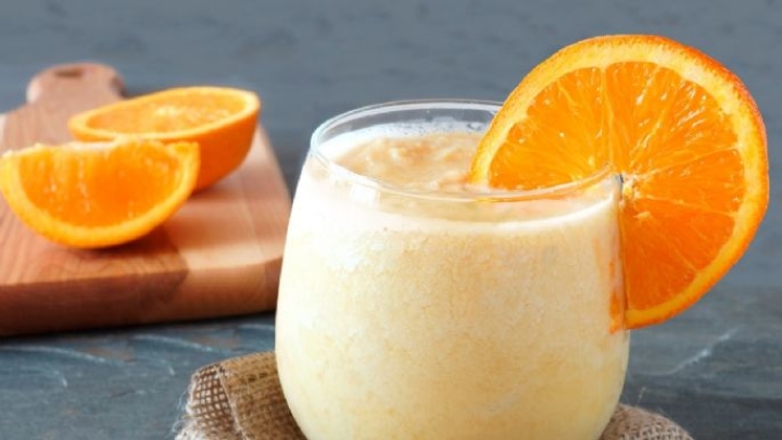 Licuado de naranja y yogurt, prueba el increíble sabor y textura de esta bebida