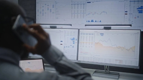 Mercados asi&aacute;ticos caen por tensi&oacute;n en Medio Oriente y aumento del petr&oacute;leo