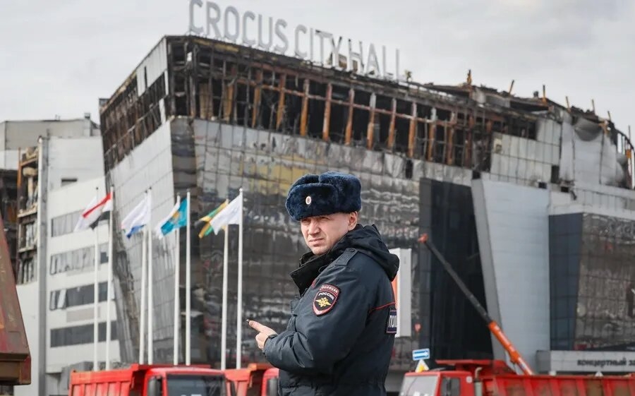 Cifra de muertos atentado en Moscú se eleva a 140