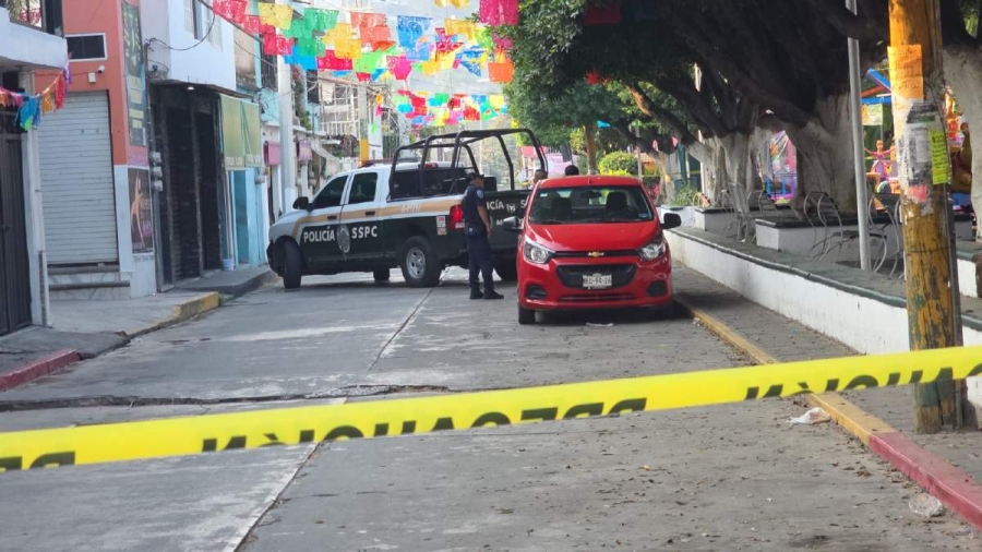 El individuo quedó sin vida sobre la motocicleta que conducía.