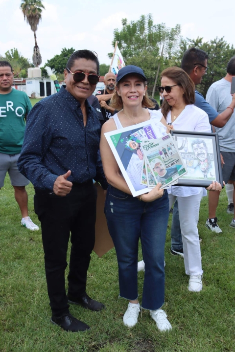 La Unión de Morelos entregó un reconocimiento a la familia de Ignacio “Nacho” Rodríguez.