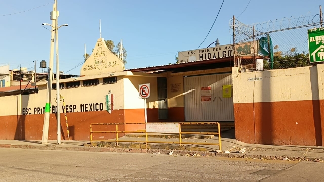 Sin clases en diversas escuelas en Cuernavaca