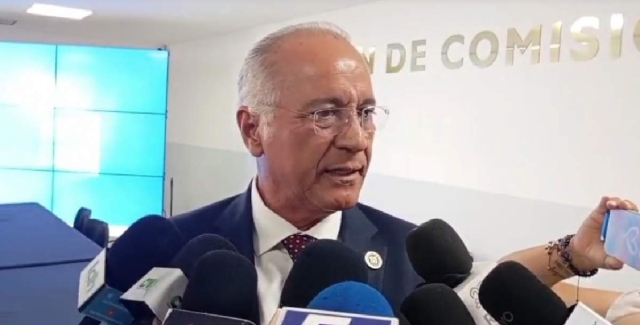  Adolfo Barrag&aacute;n record&oacute; que una superficie contemplada en la construcci&oacute;n es ejidal.