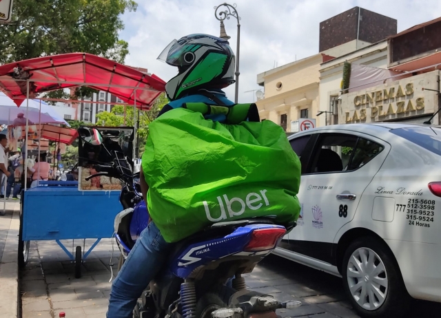 Felipe de Jesús, repartidor de Uber Eats