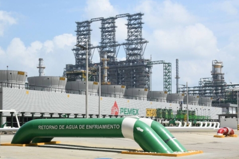 Pemex confirma derrame de aceite en Dos Bocas, Tabasco