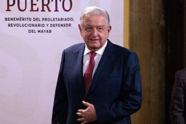 AMLO buscará comprar acciones del Aeropuerto de Toluca