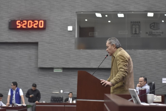 Podría someterse a discusión en la sesión ordinaria iniciativa para extinguir el IMIPE