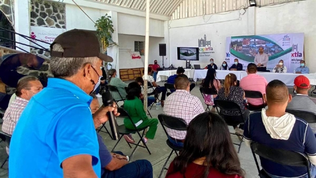   Vecinos de la colonia Juan Morales conocieron detalles del proyecto.