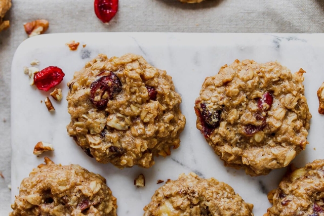 Galletas de avena y arándanos para un desayuno rápido y delicioso