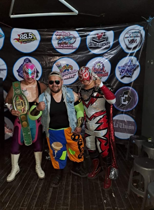 F&eacute;nix, Beb&eacute; Carlitos y Elecktro Jr. terminaron ganando en la "Lucha Estrella de Alarido".