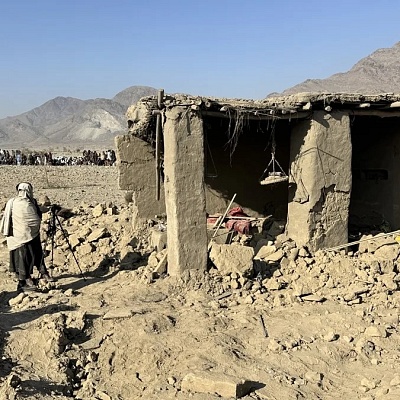 Pakistán bombardea Kabul y provincias afganas en nueva escalada militar