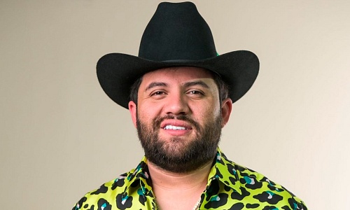 Luis R. Conriquez, bajo investigación por cantar narcocorridos