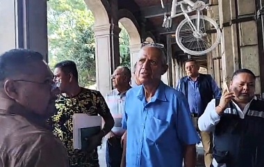 Se reúnen taxistas de diferentes agrupaciones con subsecretario de Gobierno